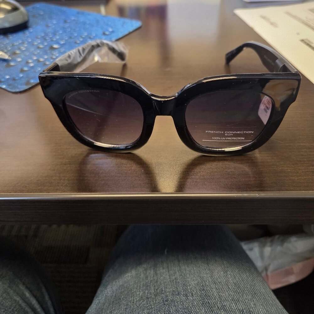 French Connection Large Square Black Sunglasses-Womens NWT and packaging - Picture 6 of 7